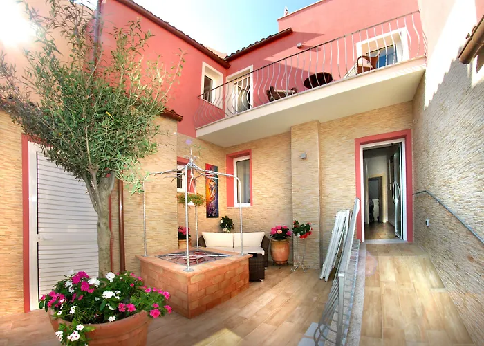Smart Suite & Apartments
